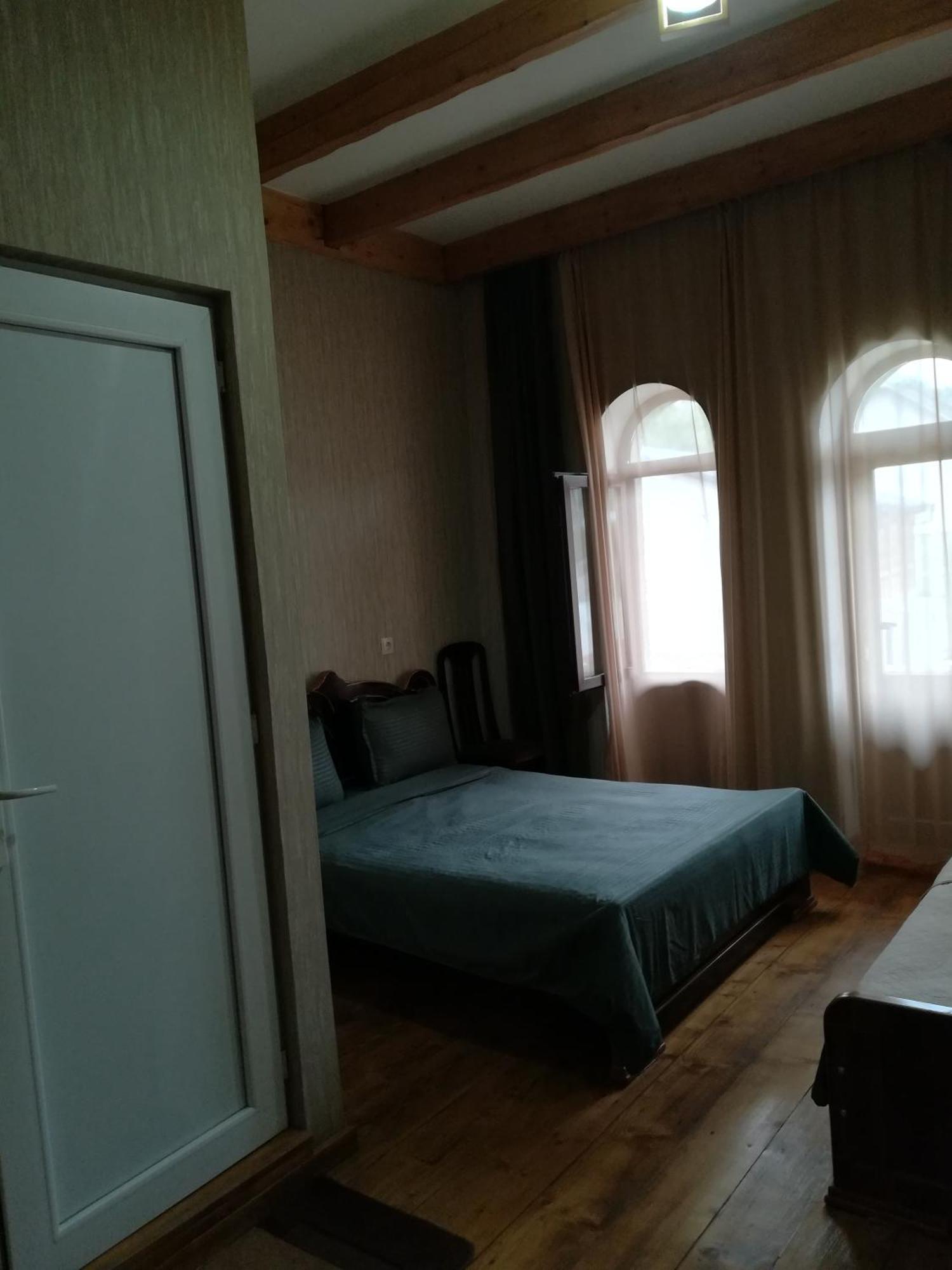 Golden Gate Hotel Akhaltsikhe  Bagian luar foto