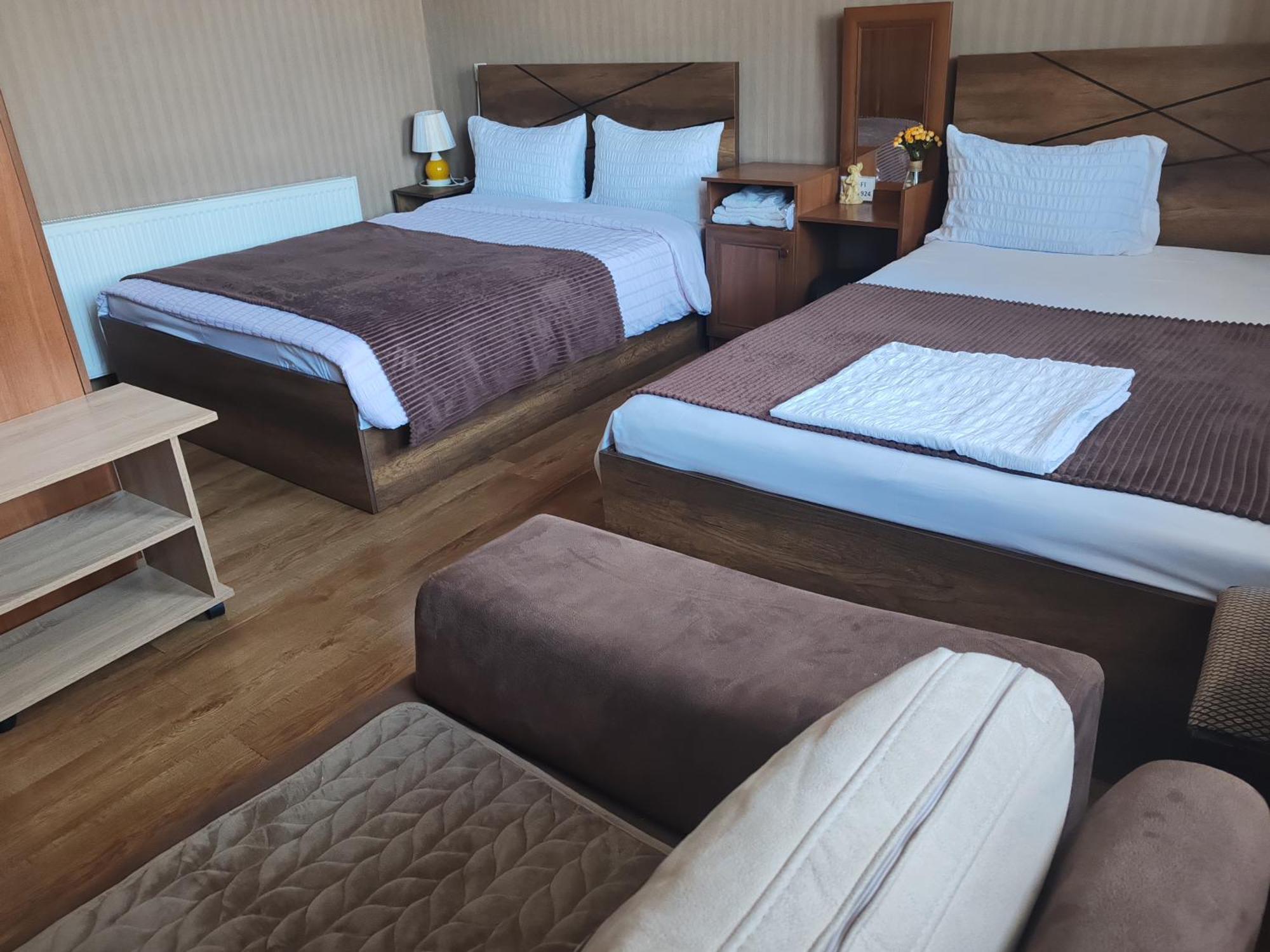 Golden Gate Hotel Akhaltsikhe  Bagian luar foto